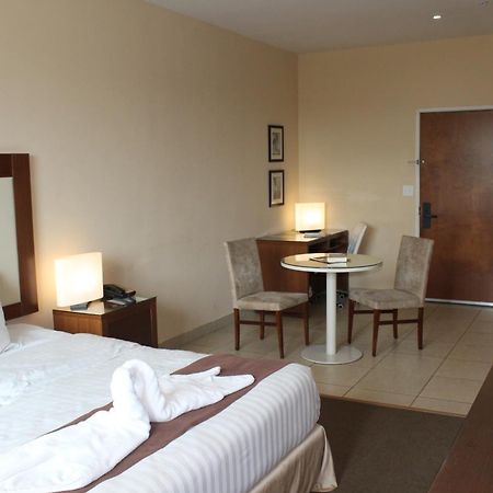 Central Park Hotel & Casino Panama-Stad Buitenkant foto