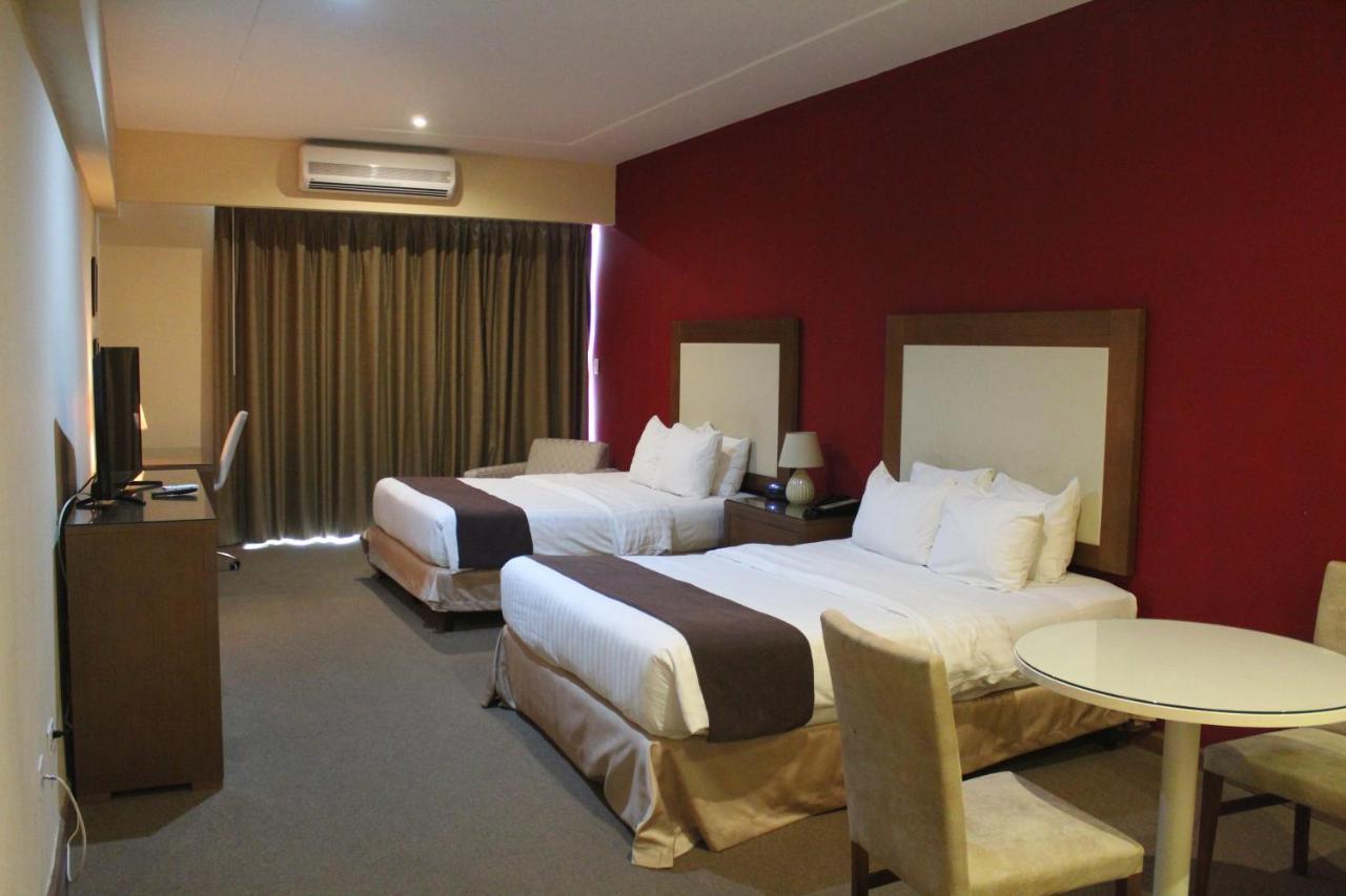 Central Park Hotel & Casino Panama-Stad Buitenkant foto