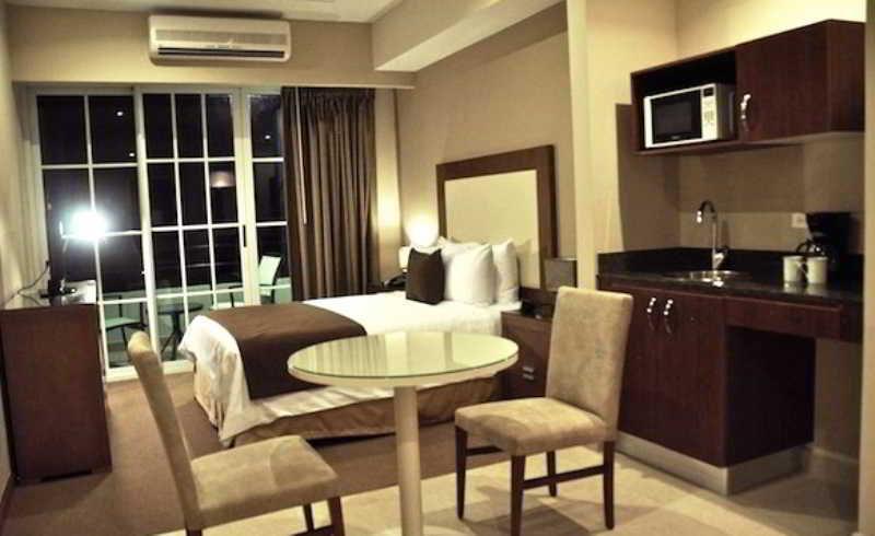 Central Park Hotel & Casino Panama-Stad Buitenkant foto