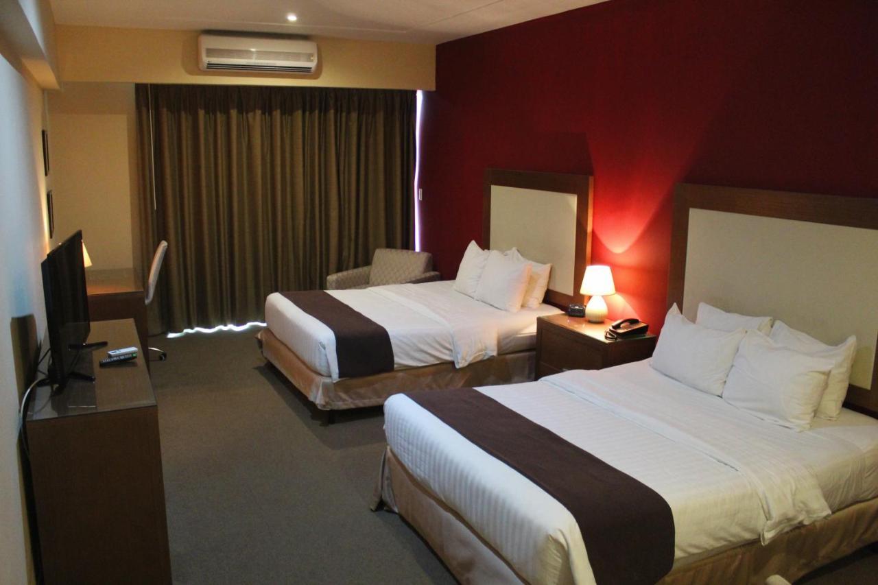 Central Park Hotel & Casino Panama-Stad Buitenkant foto